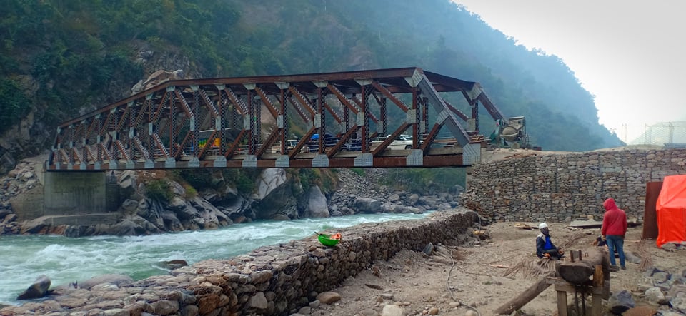१४ करोडमा निमार्ण कार्य सुरु भएको पुलको काम १० वर्ष पछि अन्तिम चरणमा