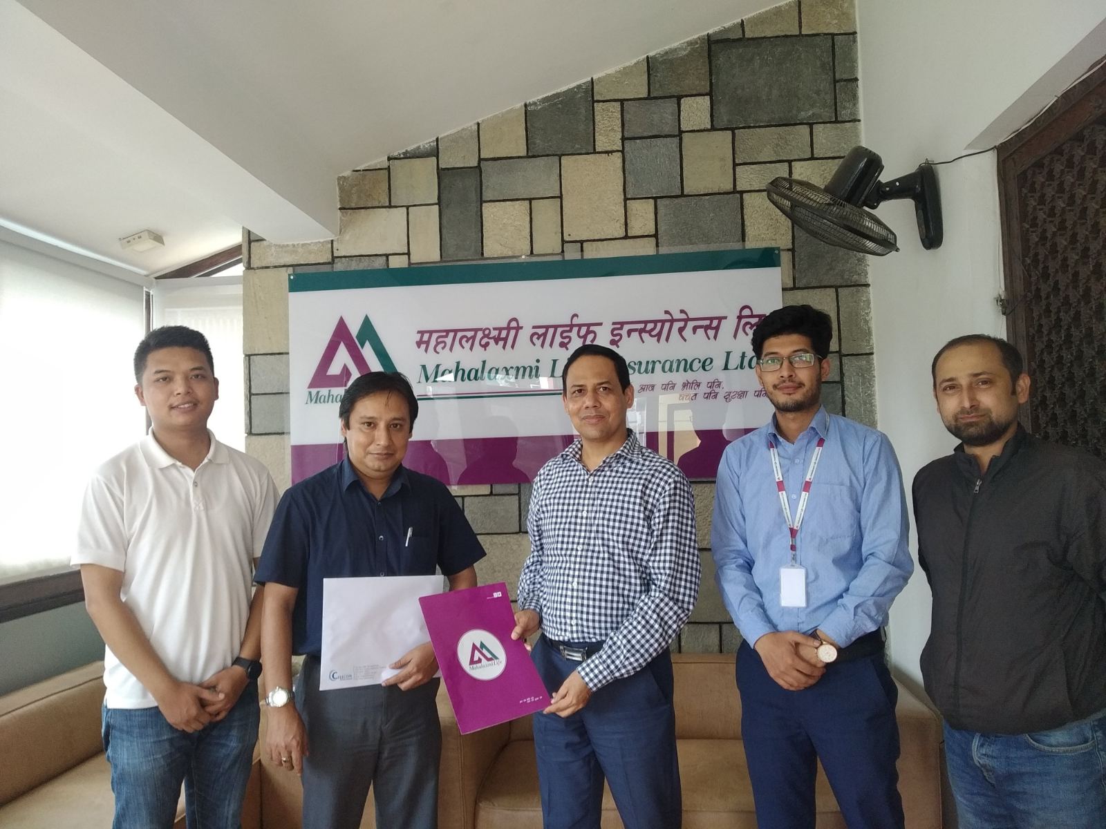 सेलपे सेवा र महालक्ष्मी लाइफ इन्स्योरेन्सबीच बीमा प्रिमियम सम्बन्धी सम्झौता