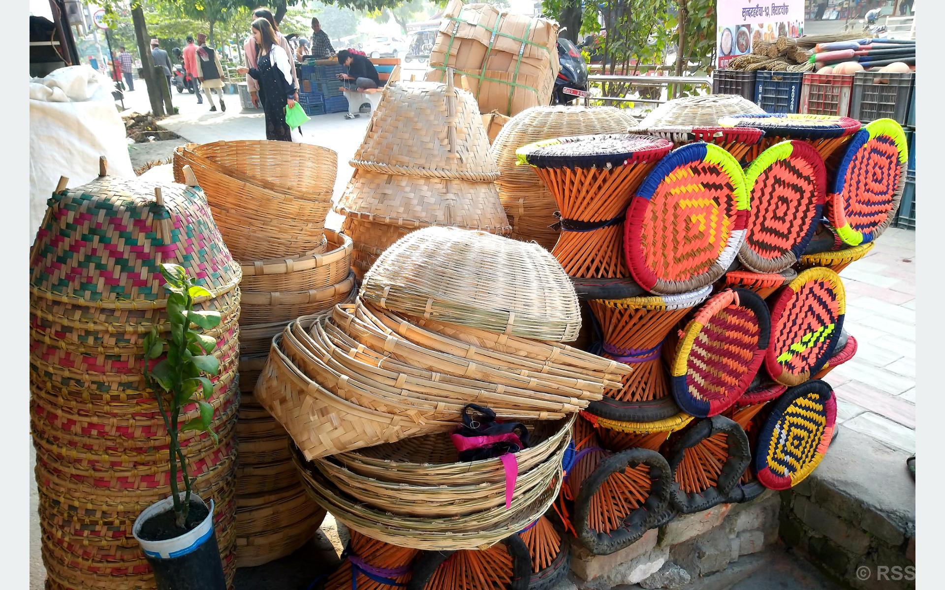 बाँसबाट निर्मित सामग्री