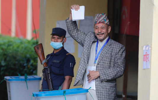 स्थापितले गरे मतदान
