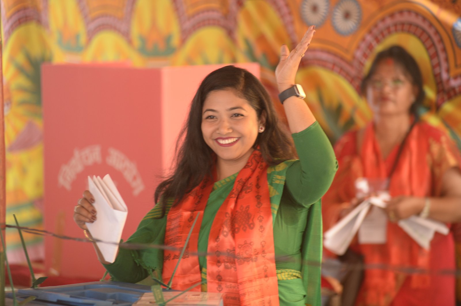 डंगोलले कटाइन् १९ हजार मत