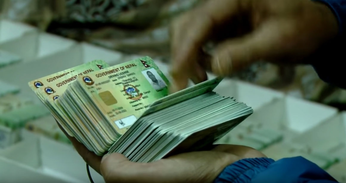 आइपुग्यो १४ लाख स्मार्ट लाइसेन्स कार्ड, सबैले नपाउने