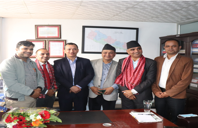 आरम्भ चौतारी लघुवित्तको मुख कार्यकारी अधिकृतमा लक्ष्मीप्रसाद शर्मा