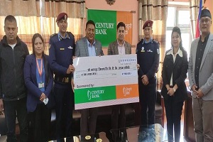 सेञ्चुरी बैंकद्धारा सि.सि.टि.भि.जडान समितिलाई आर्थिक सहयोग
