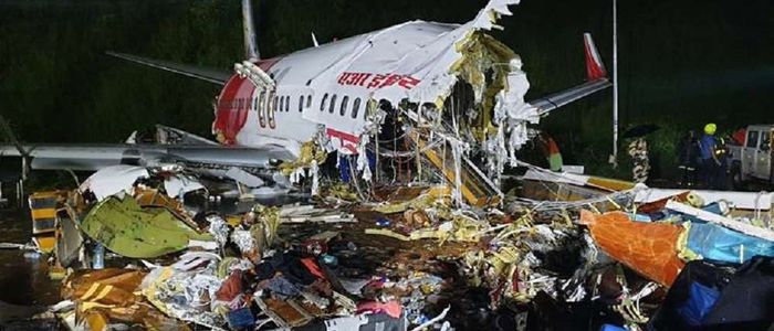 केरला  विमान दुर्घटनामा परी भारतमा १८ को मृत्यु