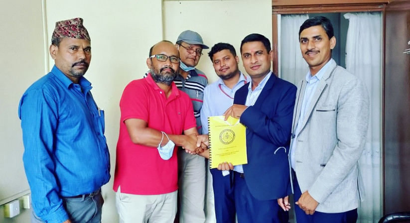 महालक्ष्मी विकास बैंकका  ग्राहकहरुलाई पोखरा ओम हास्पिटलमा विशेष छुट, कति प्रतिशतसम्म ?