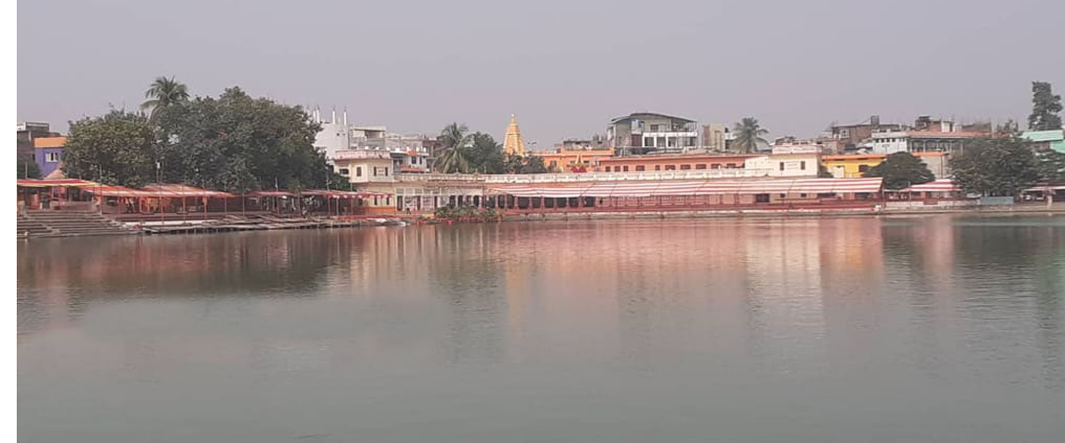 छठ पर्व मनाउन सरसफाइ गरिएको गङ्गासागर परिसर