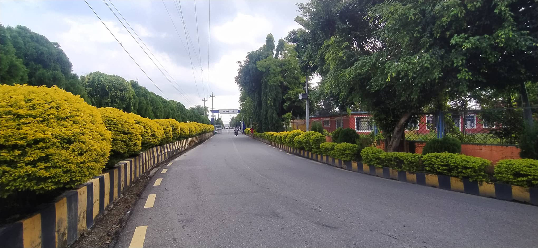 सुन्दर विमानस्थल सडकमार्ग