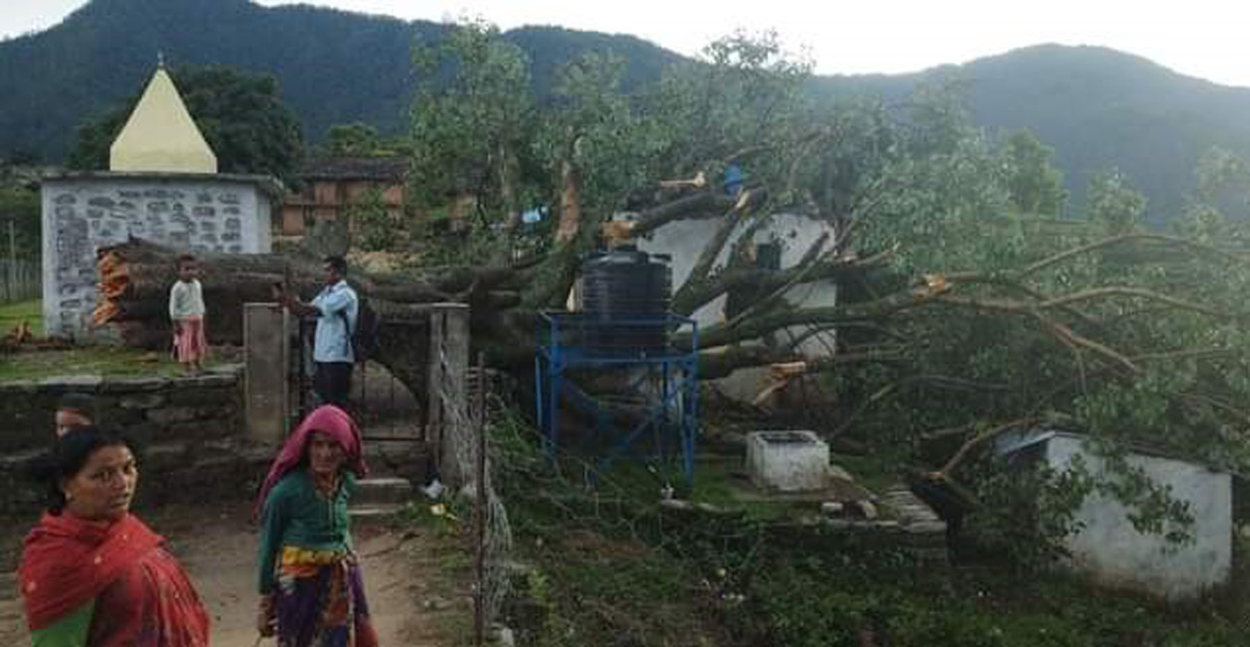 हावाहुरीले क्षति