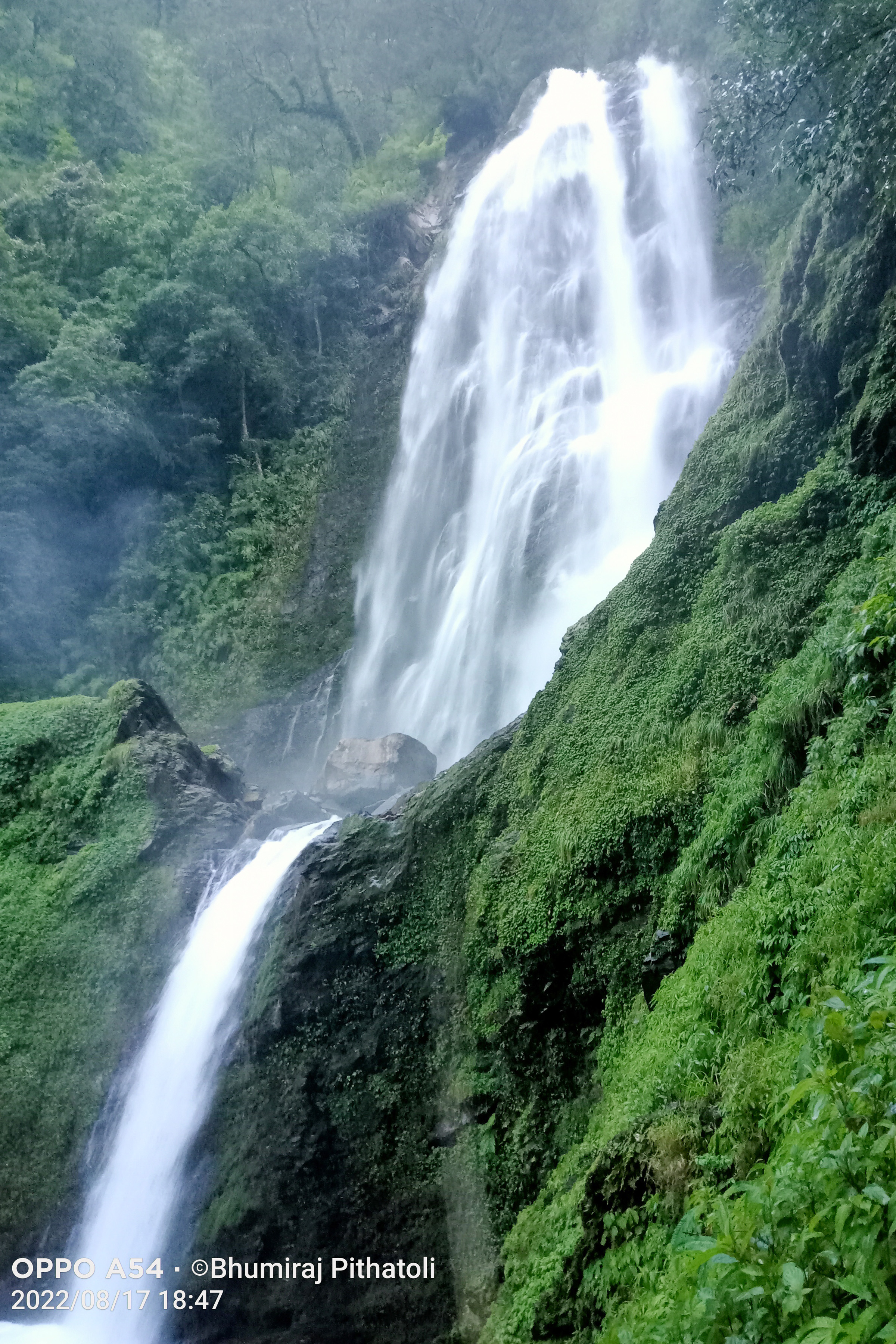 बारिल झरना