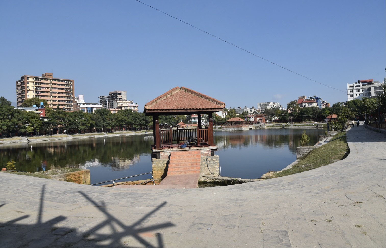 पुनःनिर्माणपछि देखिएको कमलपोखरी