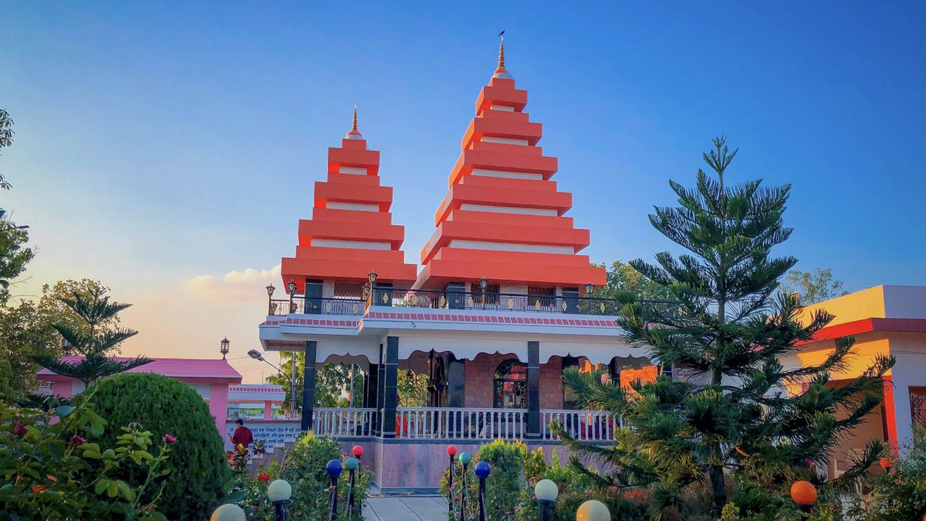 प्रसिद्ध भूतनाथ मन्दिर