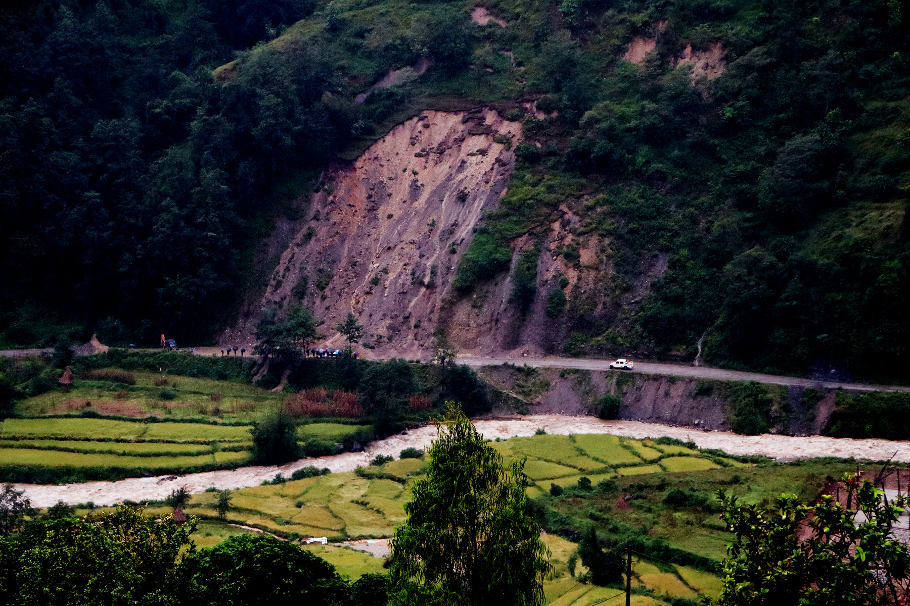 लोकमार्ग अवरुद्ध