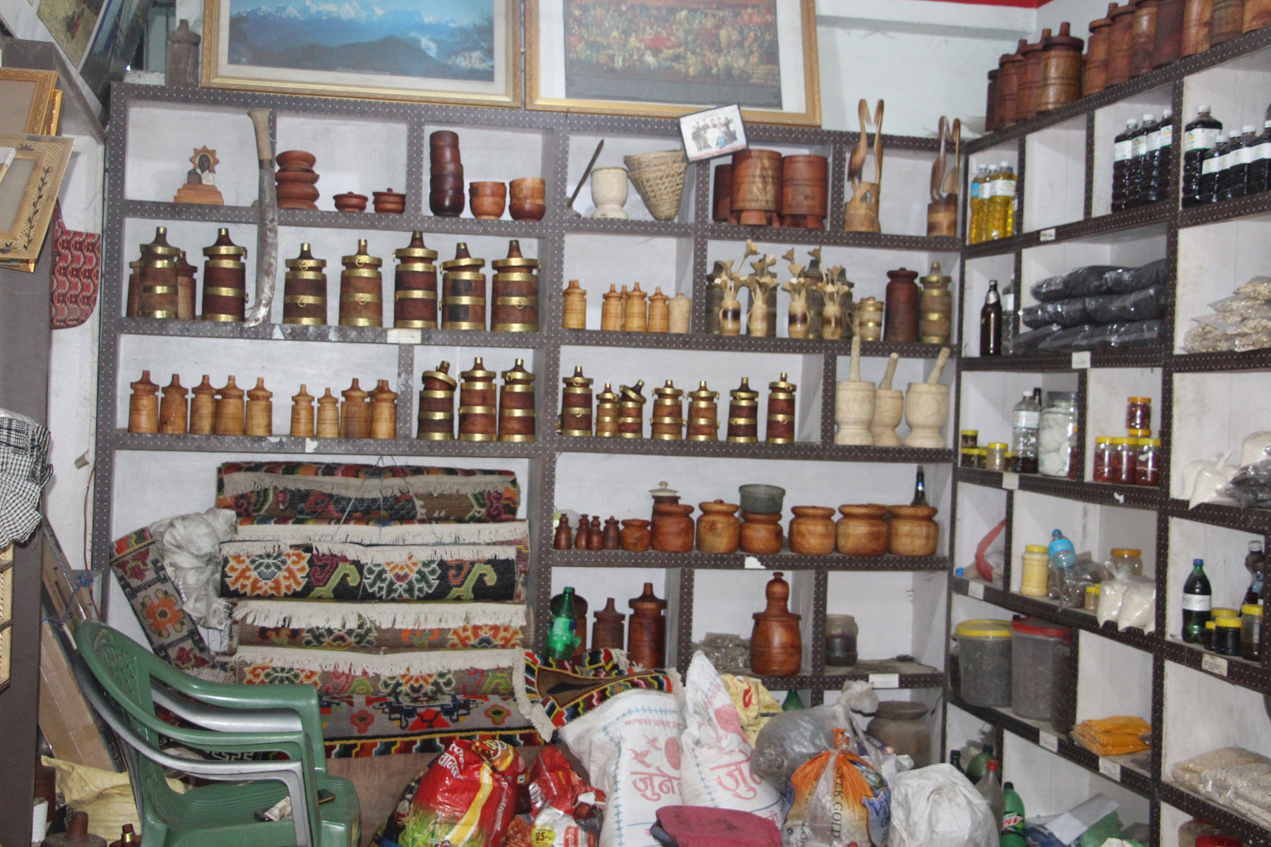 स्थानीय उत्पादन सामग्री