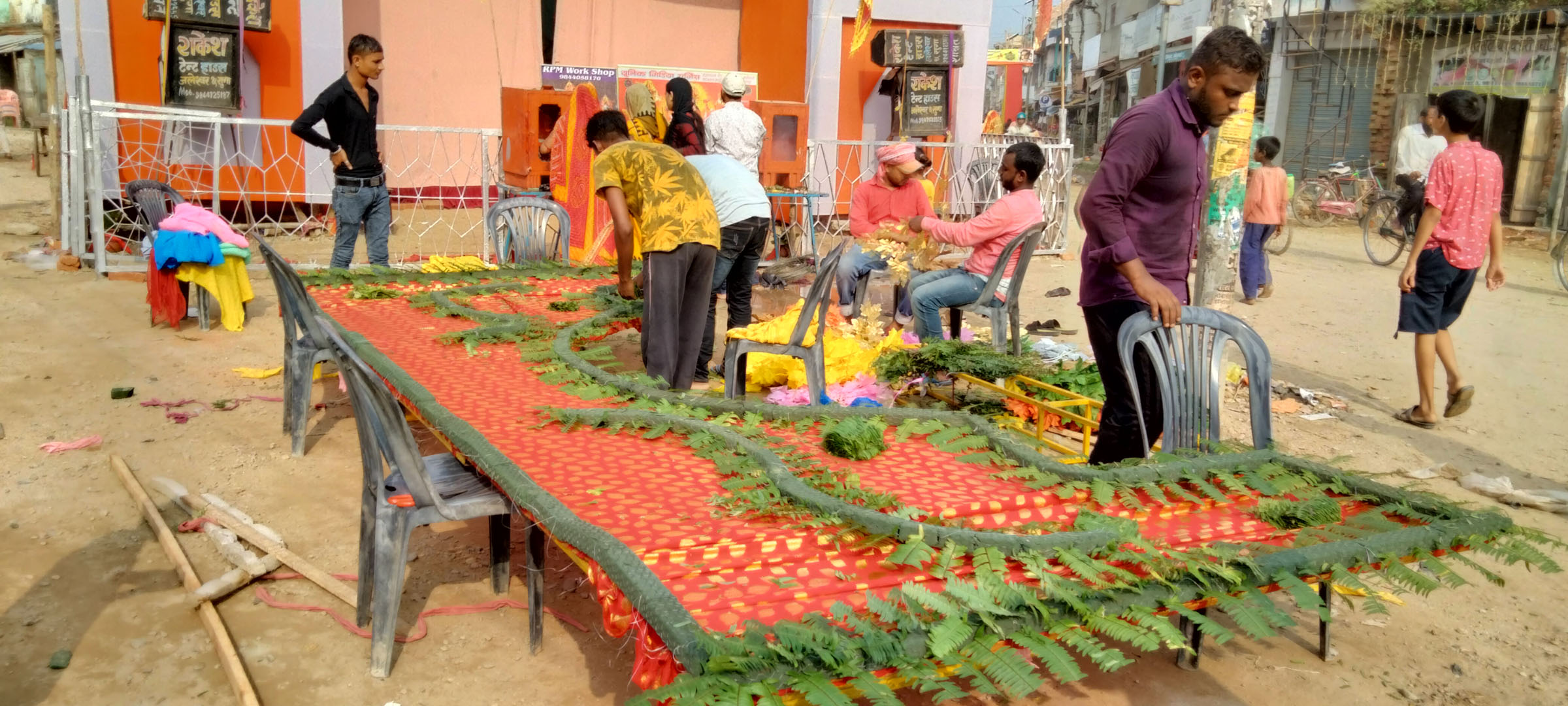 बुर्जा बनाउँदै कालीगढ