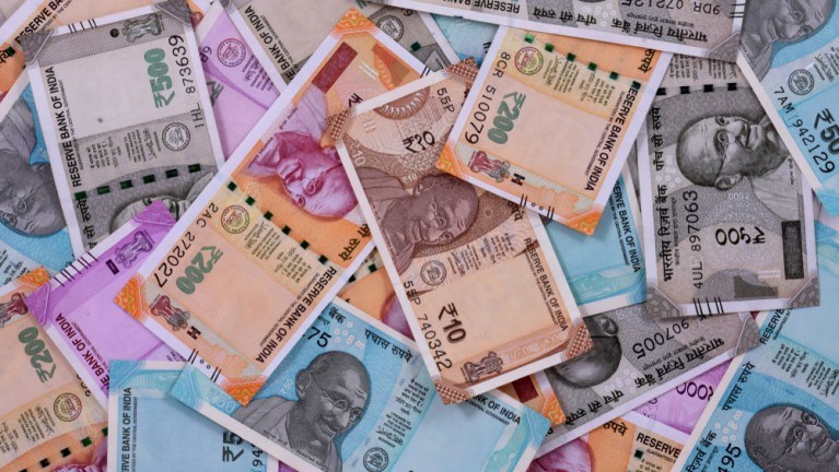 ११ महिनामा ३ खर्ब भन्दा बढी भारु खरिद, कुन महिनामा कति ?