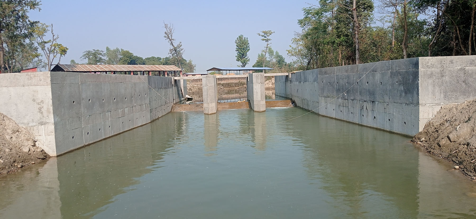 सतही ढल निकासको 'इन्टेक'