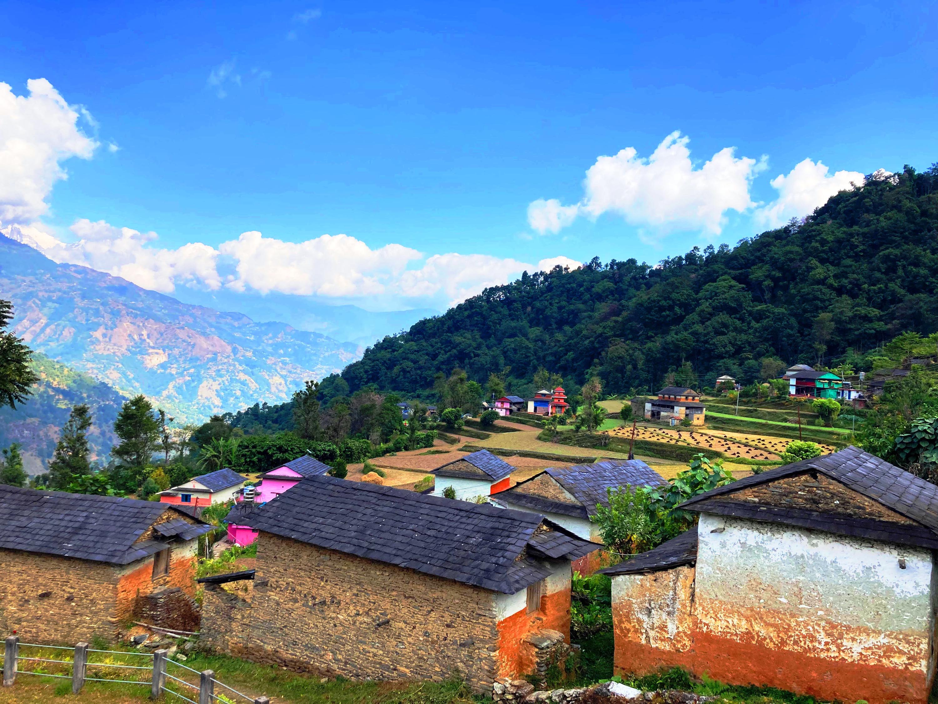 छसय गाउँ