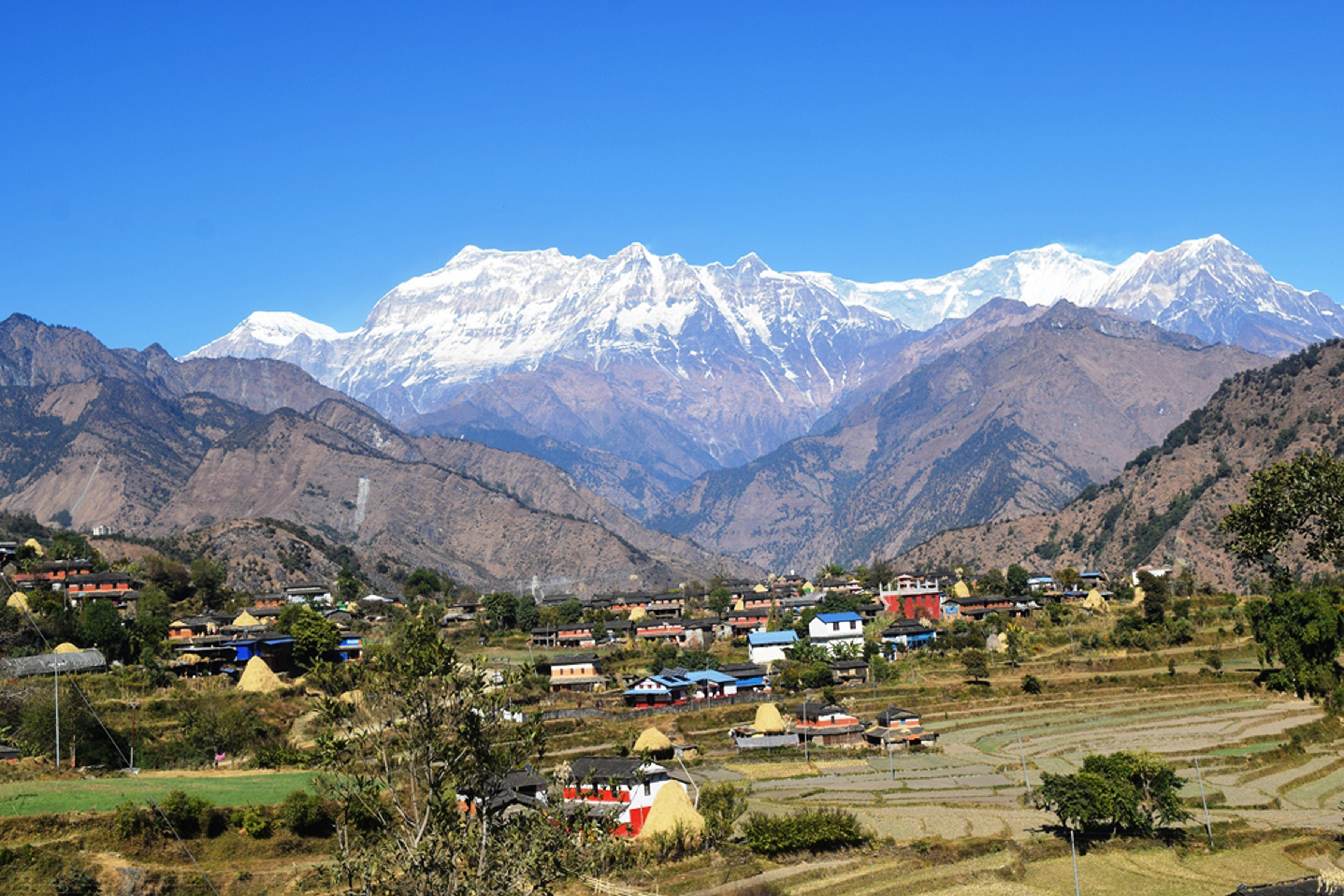 ताकम गाउँ