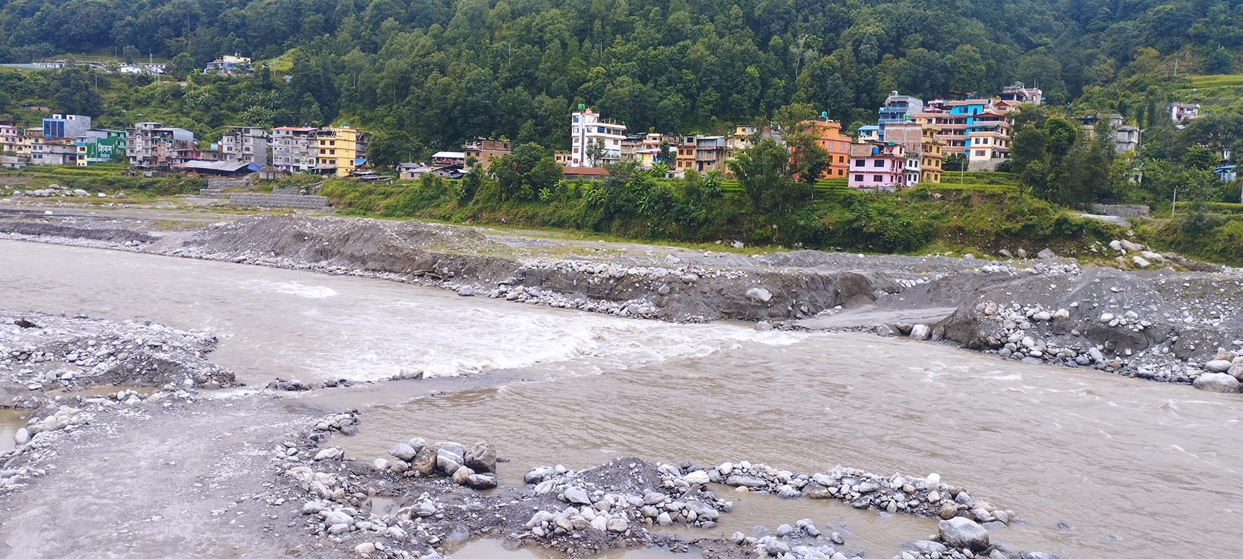 अस्थायी पुलबाट आवतजावत पूर्ण रूपमा बन्द