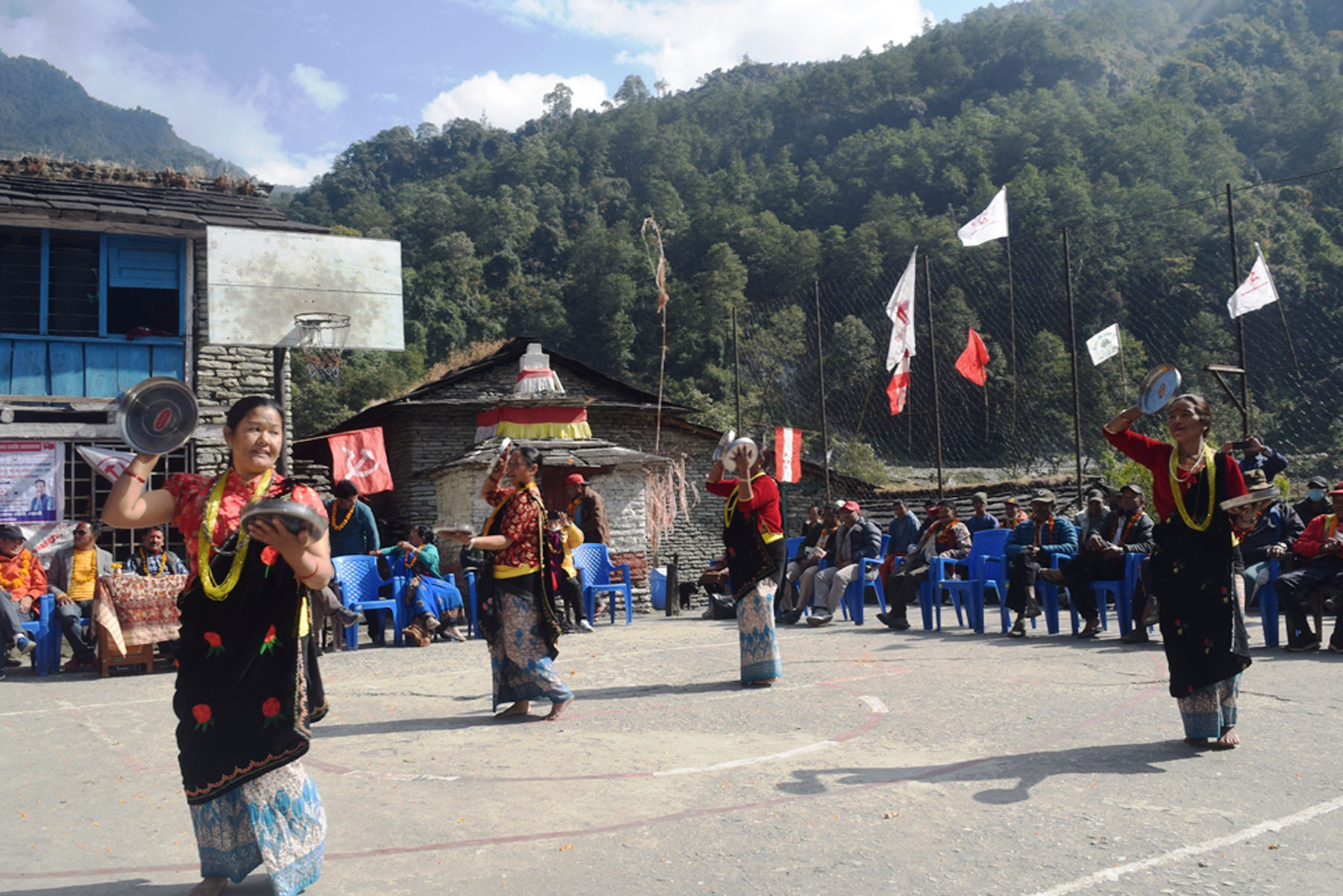 थाली नाच