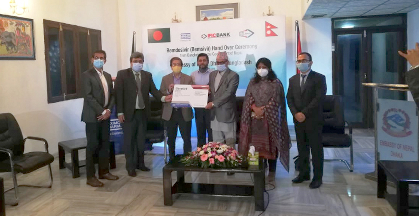 नेपाल बंगलादेश बैंकद्वारा २ करोड २५ लाखको औषधि सहयोग