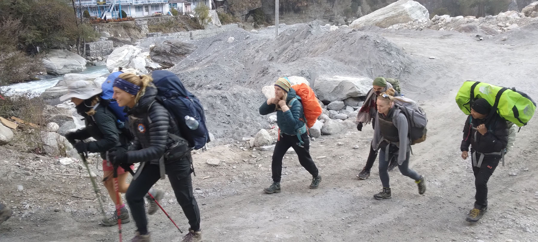 मनाङमा पर्यटकको चहलपहल