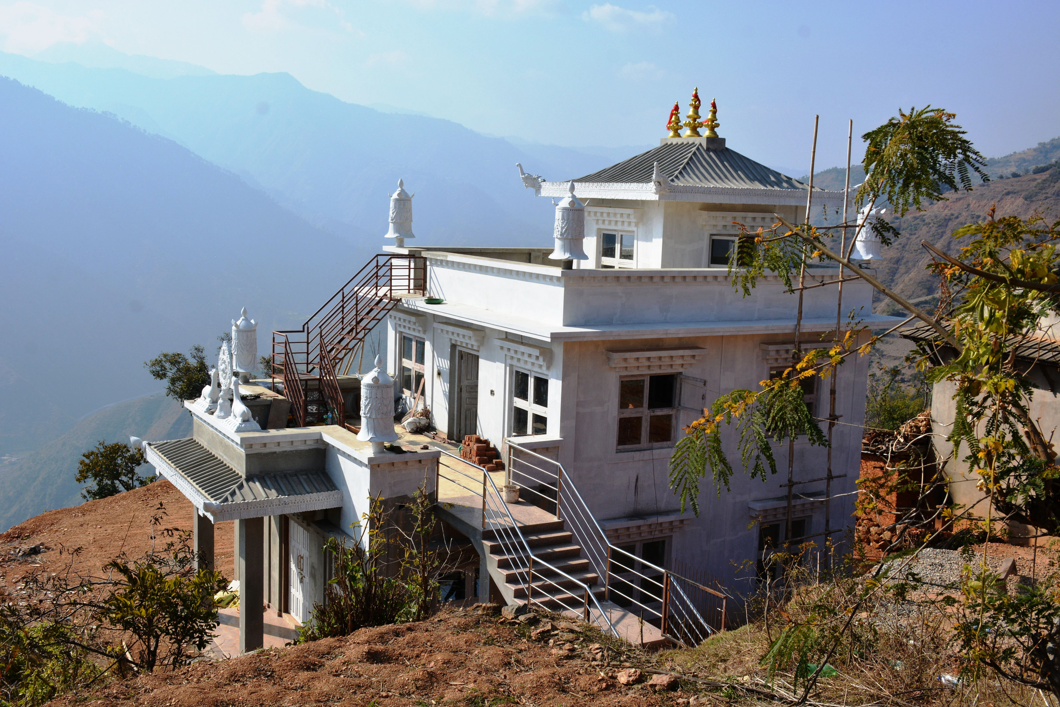 काभ्रेपलाञ्चोकको तेमालमा उग्येन पेज्युङ डुब्देलिङ गुम्बा