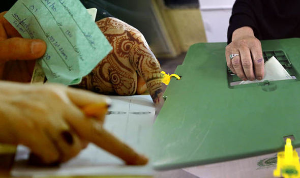 पाकिस्तानमा मतदान सकियो, कहिले आउँछ नतिजा ?
