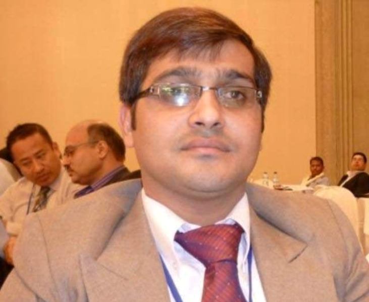 एनआरएनए युएईका अध्यक्षको लुट : श्रमिकको नाममा आएको २० लाख झ्वाम