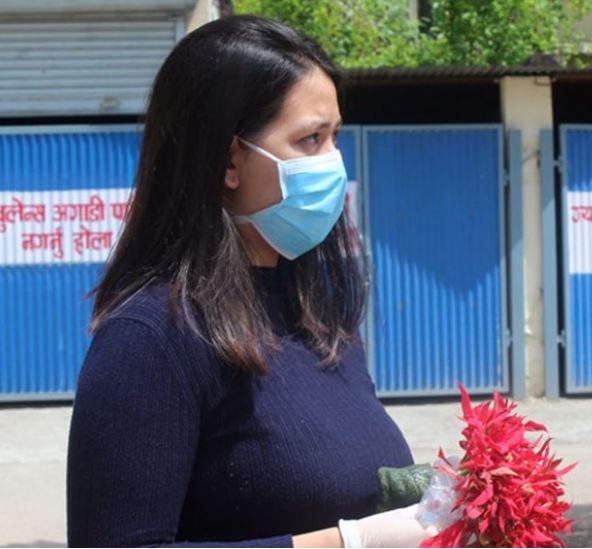 कोरोना भाइरस संक्रमण निकाे हुन र समुदायमा फैलन नदिन के गर्ने ?  संक्रमण निकाे भएकी  युवतीले दिईन् महत्वपूर्ण सुझाव