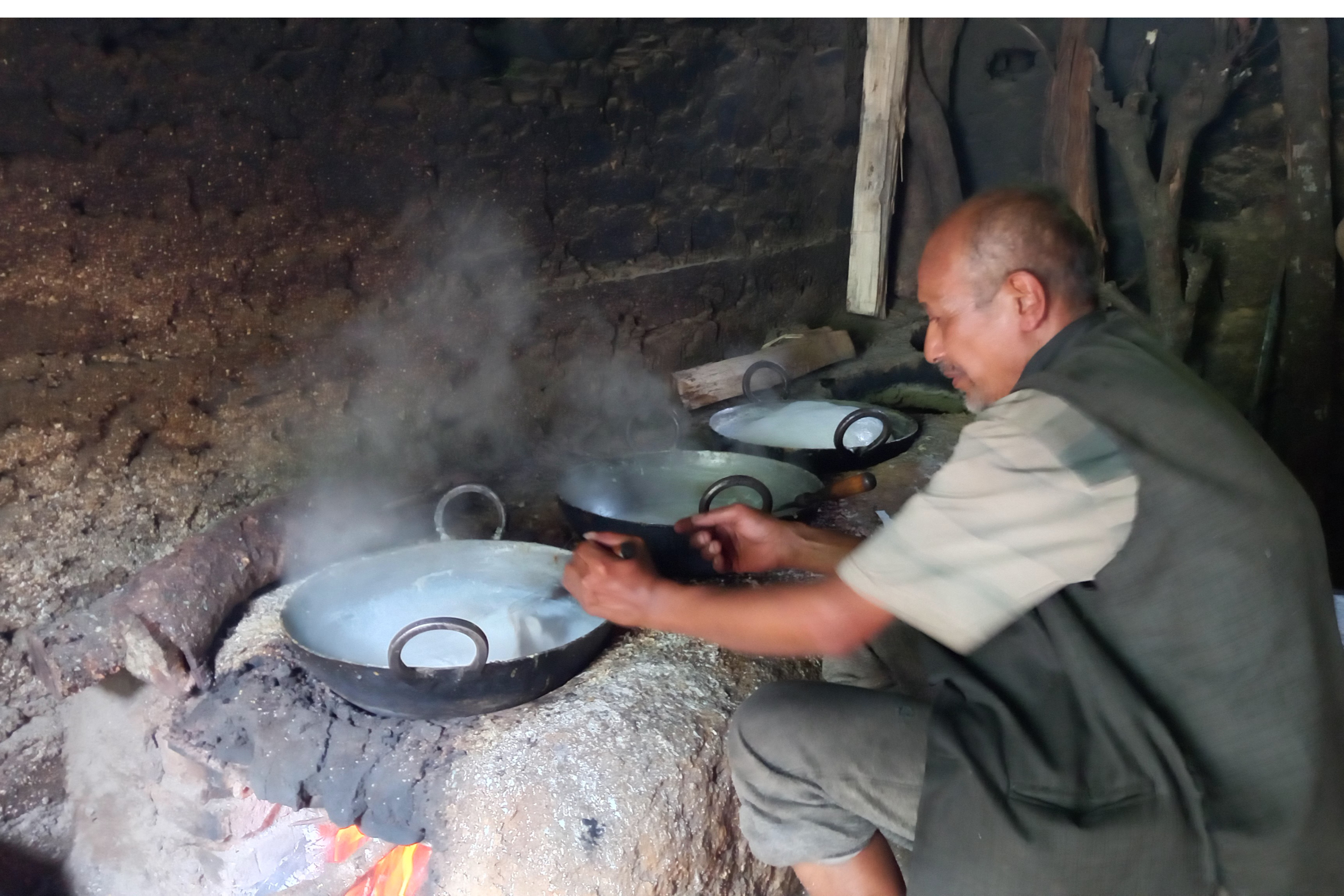 खुवा बनाउँदै