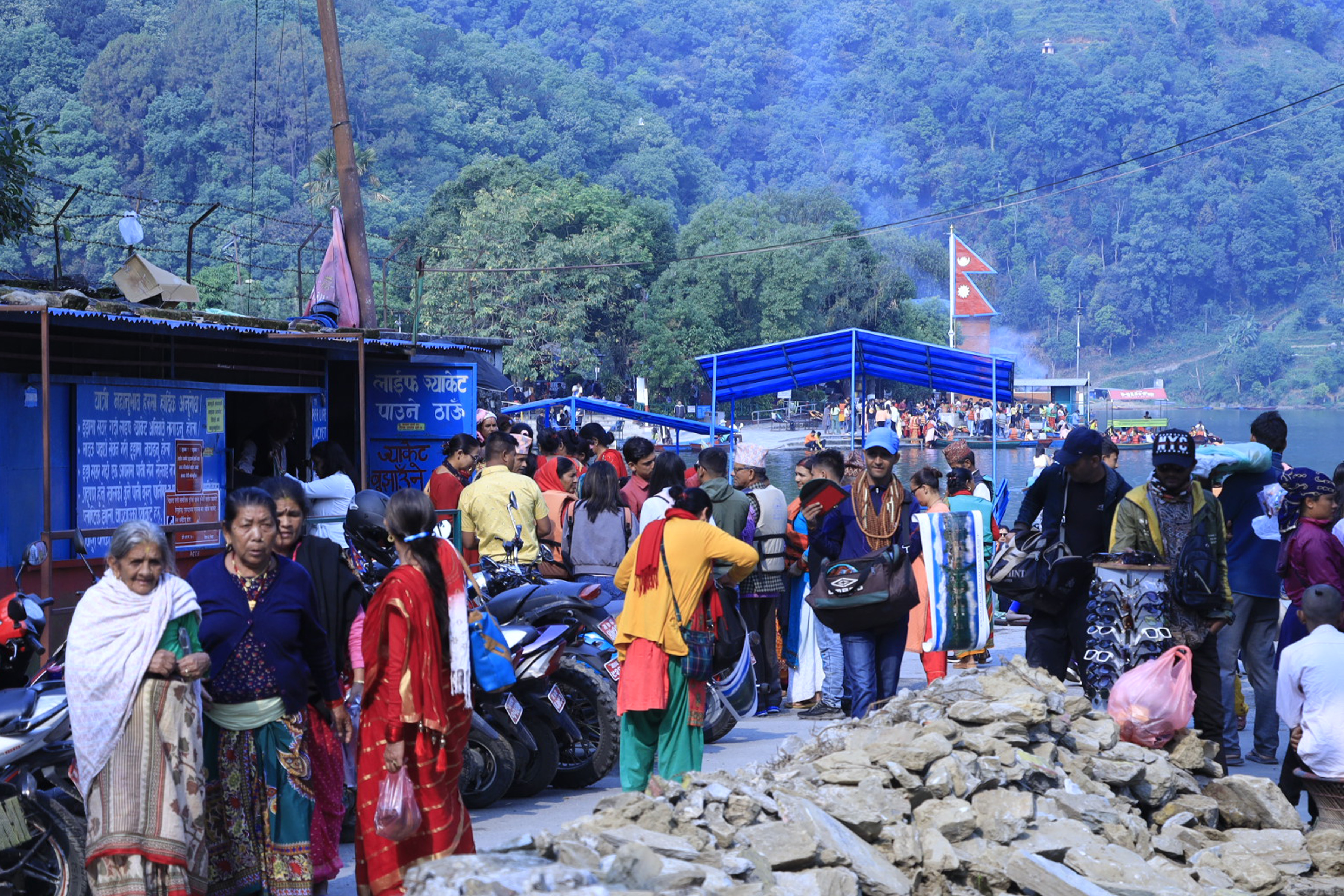 ताल बाराही मन्दिरमा दर्शनार्थीको भीड
