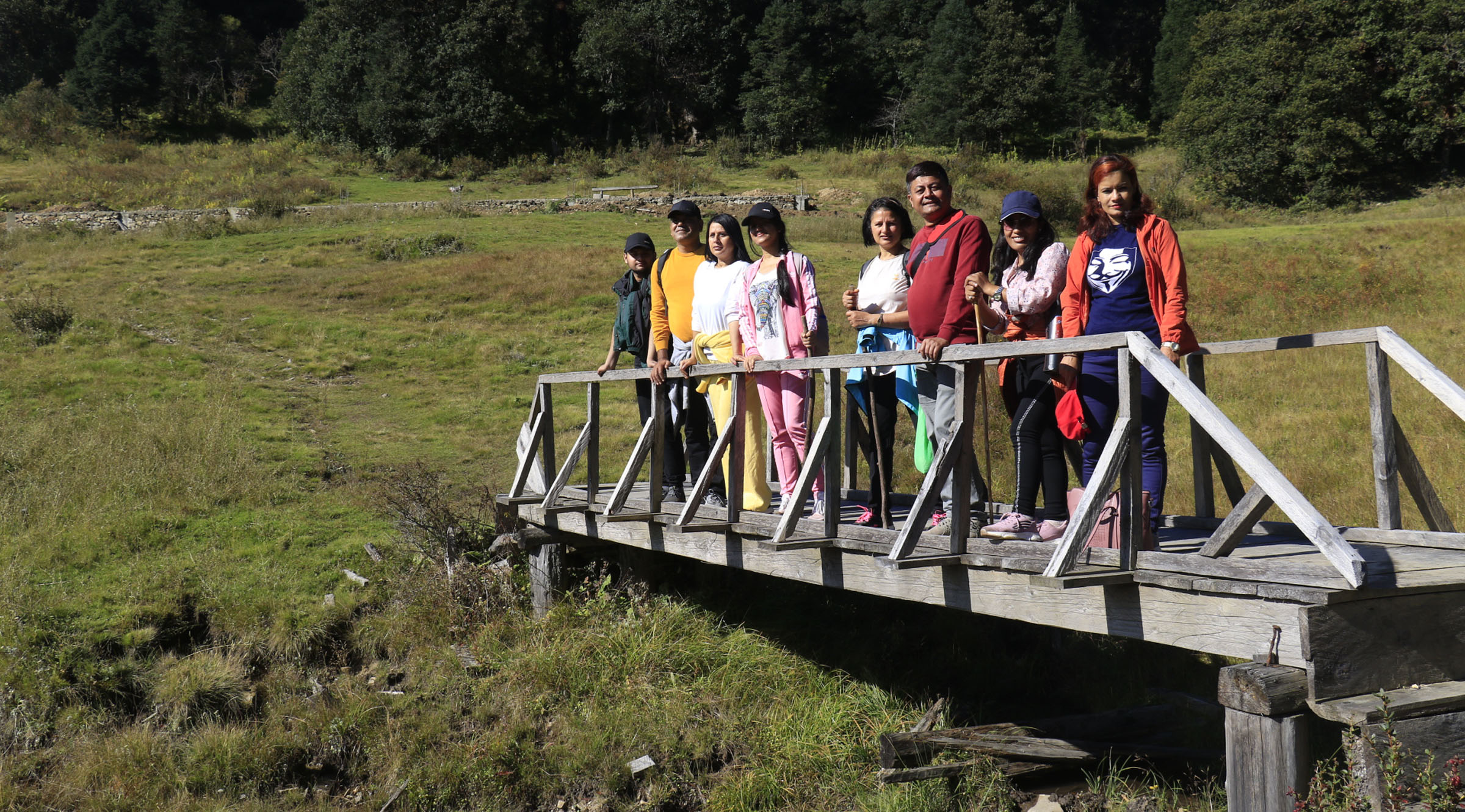 राष्ट्रिय निकुञ्जभित्र आन्तरिक पर्यटक