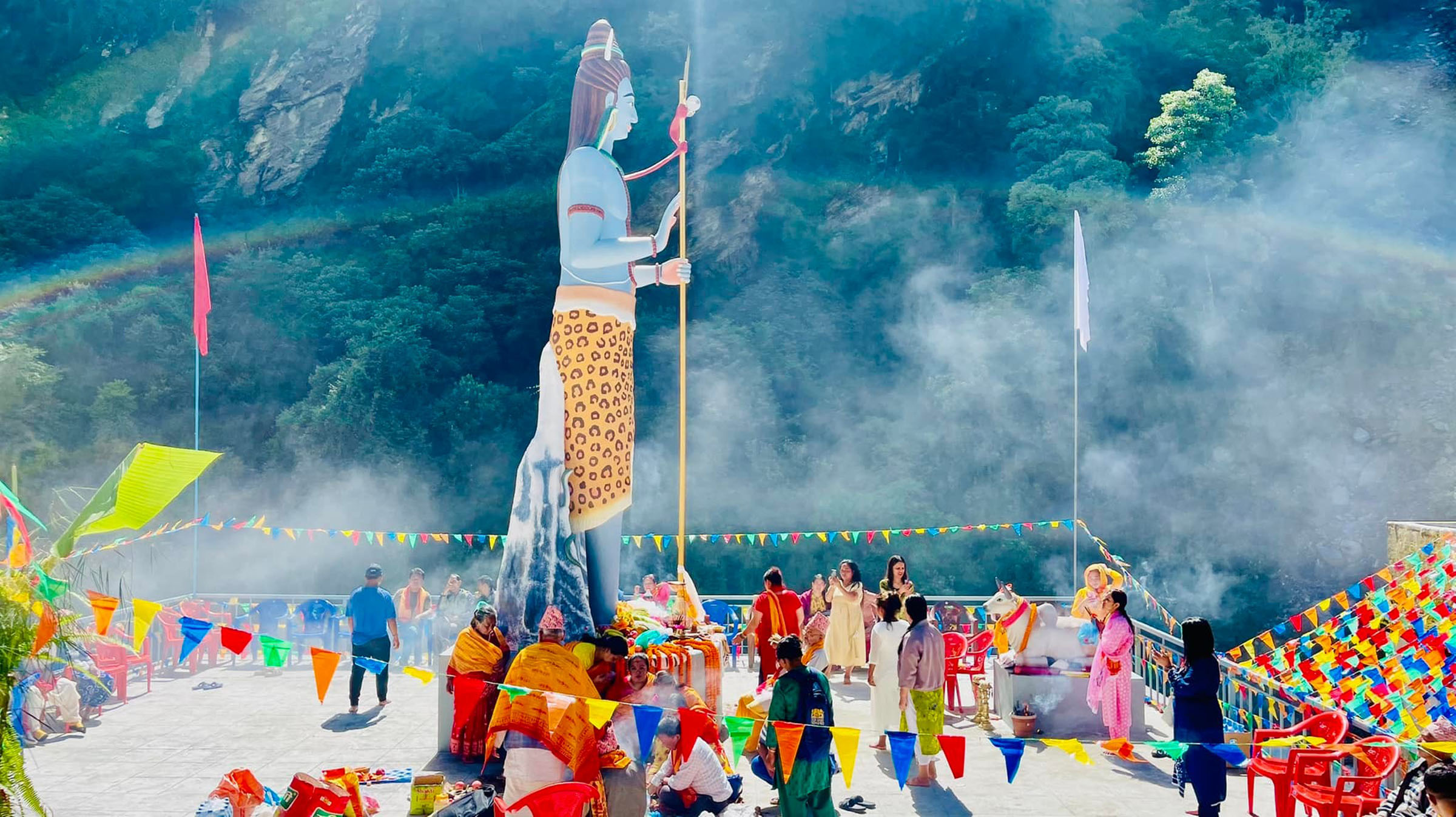 एकाइस फिटको शिव मूर्ति