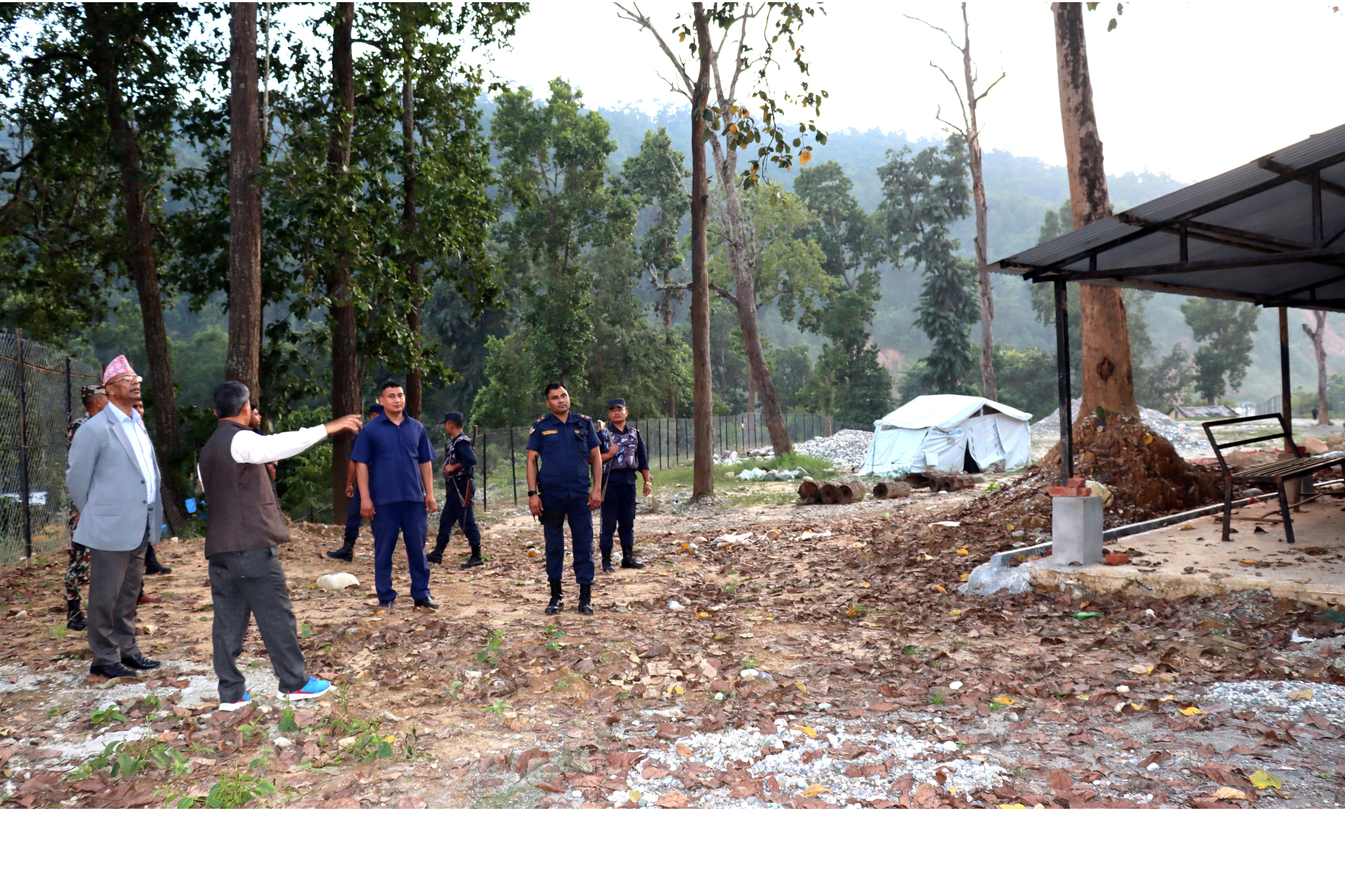 भेरी पुल नजिकै निर्मित गौशाला निरीक्षण