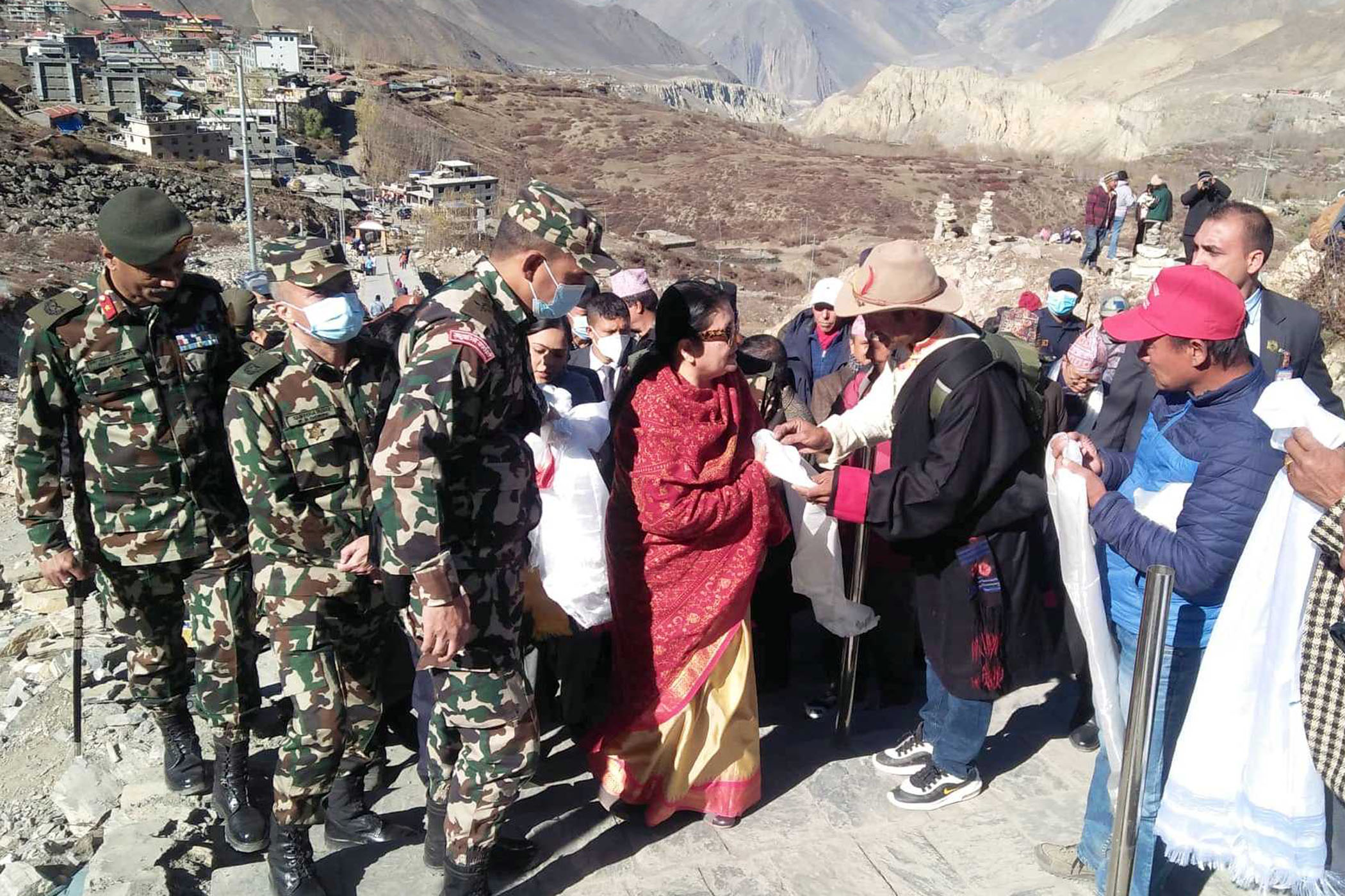मुस्ताङवासीद्वारा राष्ट्रपति भण्डारीको स्वागत