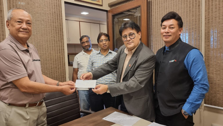 सगरमाथा इन्स्योरेन्सद्धारा २ करोड ६५ लाख बीमा दाबी भुक्तानी