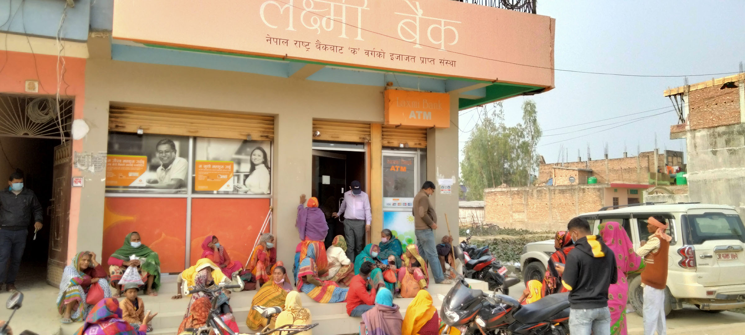 सामाजिक सुरक्षा भत्ता लिन पालो कुर्दै वृद्धवृद्धा