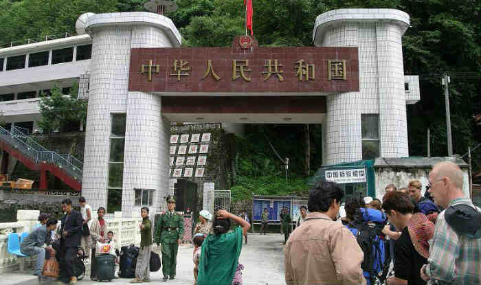 तस्करकाे अखडा बन्दै तातोपानी, सवारीसाधन र रक्तचन्दन अलपत्र