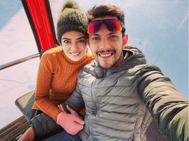 आदित्य नारायण र पत्नी श्वेता लाई  कोरोना संक्रमण पुष्टि !