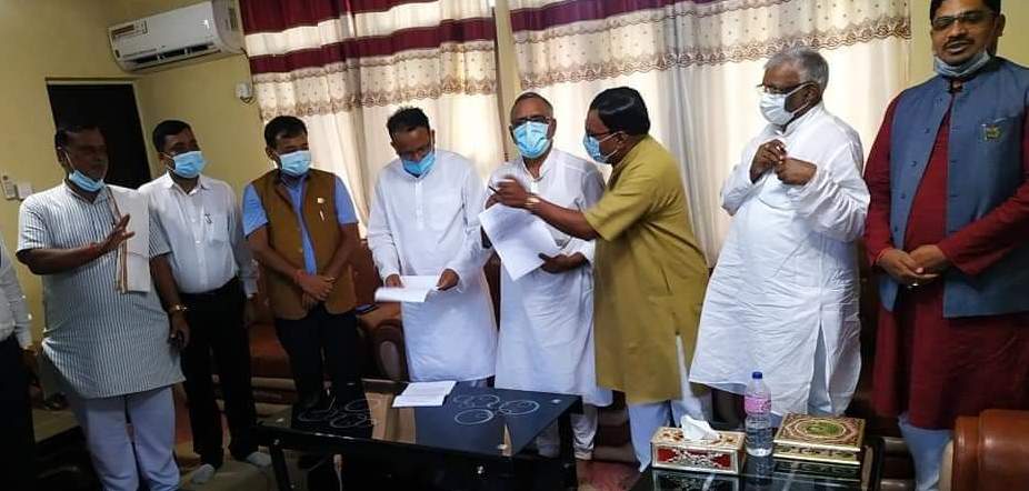 प्रदेश २ मा काँग्रेसलाई ३ र माओवादीलाई २ मन्त्रालय, आजै शपथग्रहण