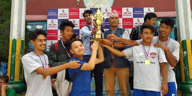 बास्केटबलमा एलआरआई प्रथम