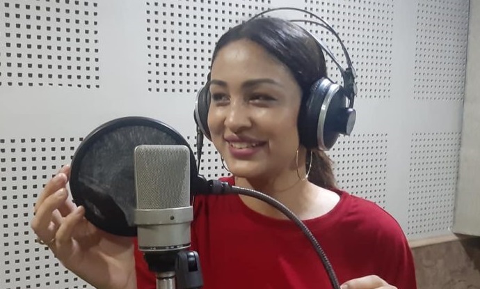 अभिनयबाट गायिकाको रुपमा फड्को मार्दै : अभिनेत्री अनु शाह