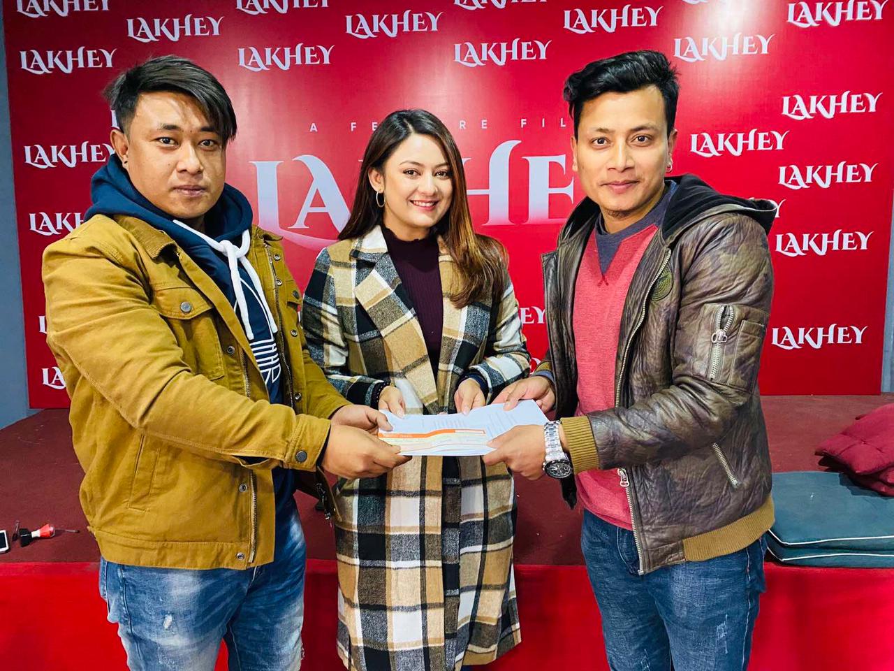 अभिनेत्री वर्षा फिल्म ‘लाखे’ मा अनुबन्धित
