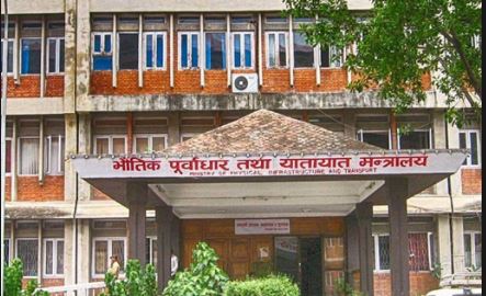 नेपाली सडकमा तीन प्रकारका ट्याक्सी गुड्ने, फरक फरक भाडा दर  हुने