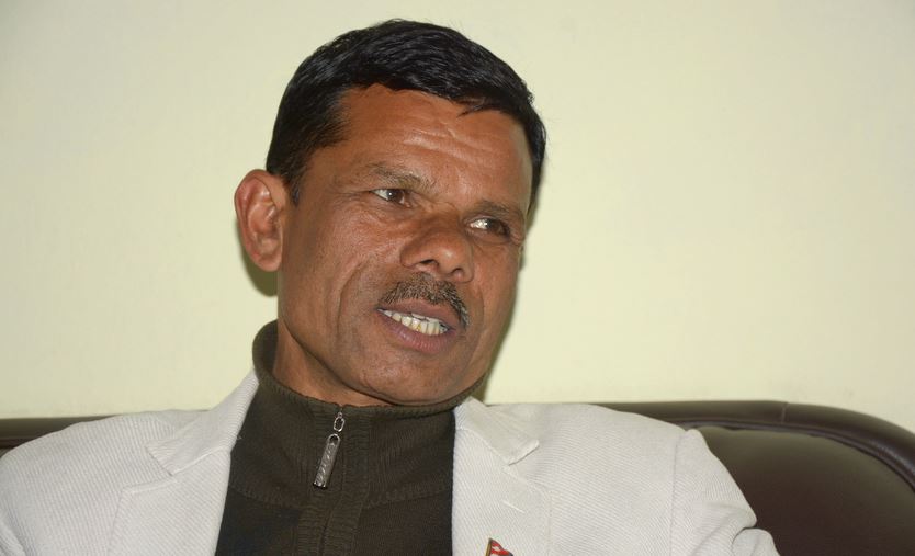 ओलीसँग बहुमत रहेको भट्टराईको दाबी