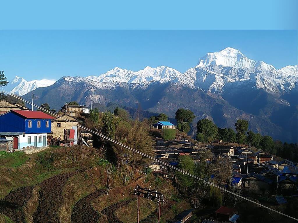 पर्यटकीय गाउँमा विद्युतीकरण