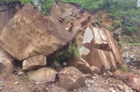 लिदी गाउँका १३ घर पुरियो १५ जना घाइते