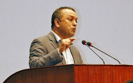 गगन थापाले 'यस्तो गल्ती बारम्बार गर्छुु' भनेपछि आयोगले पुन सोध्यो स्पष्टीकरण
